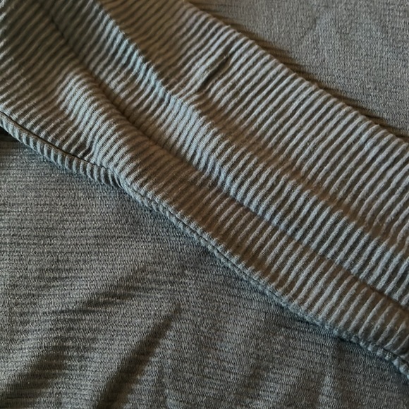 ATHLETA GIRL ribbed sweater size XL/14 - Picture 2 of 4